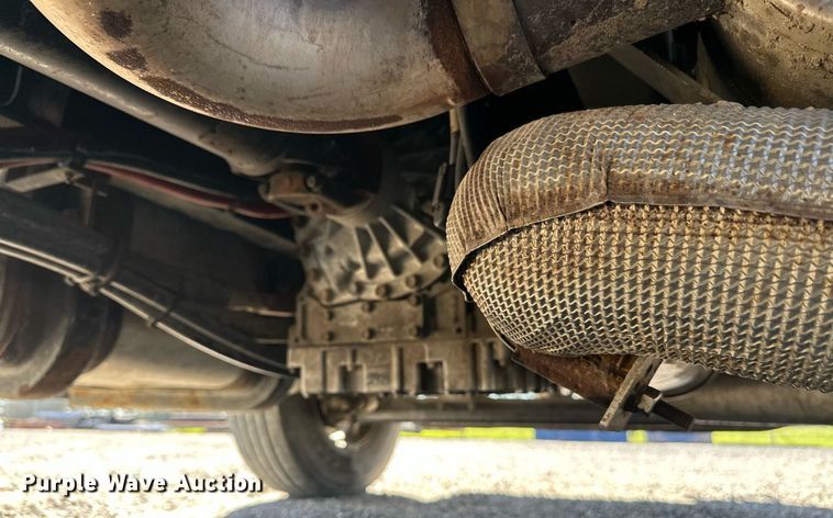 image for item DW4277 2013 Ford F750 Super Duty bucket truck