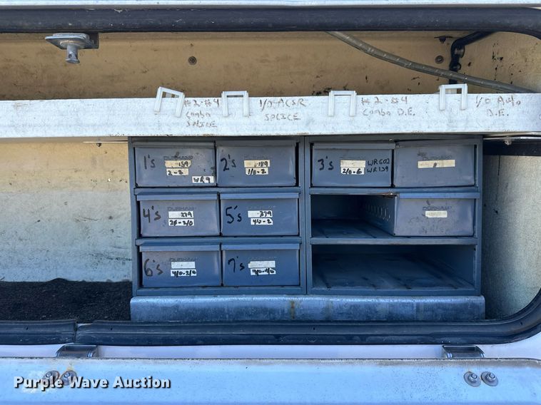 image for item DW4277 2013 Ford F750 Super Duty bucket truck