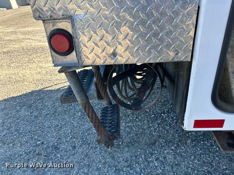 image for item DW4277 2013 Ford F750 Super Duty bucket truck