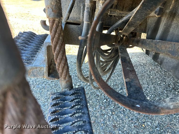 image for item DW4277 2013 Ford F750 Super Duty bucket truck