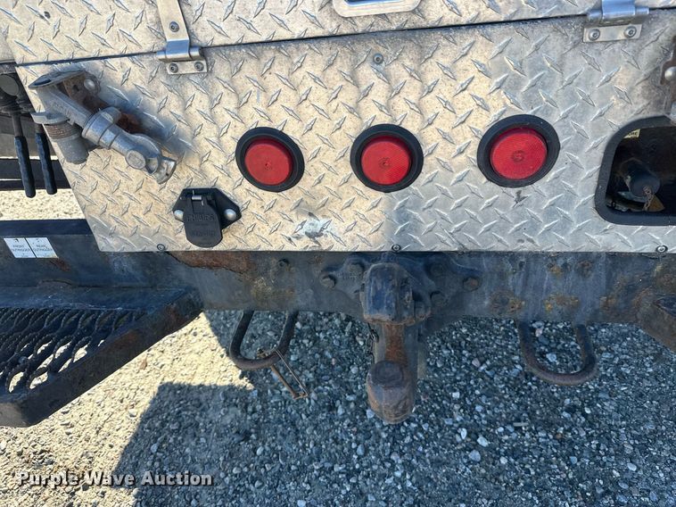 image for item DW4277 2013 Ford F750 Super Duty bucket truck