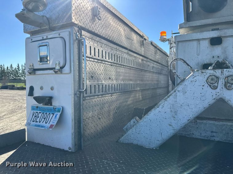 image for item DW4277 2013 Ford F750 Super Duty bucket truck