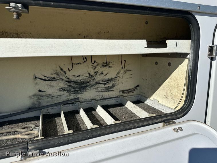 image for item DW4277 2013 Ford F750 Super Duty bucket truck