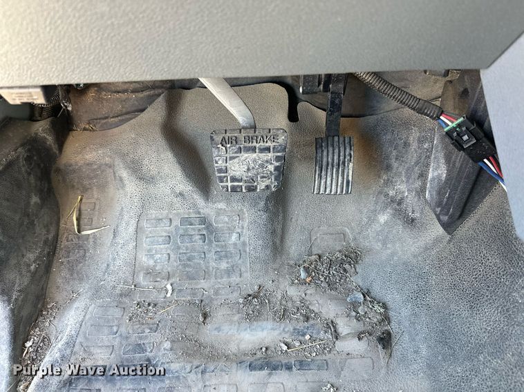 image for item DW4277 2013 Ford F750 Super Duty bucket truck