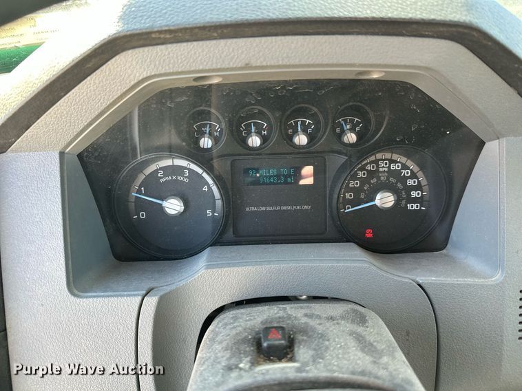 image for item DW4277 2013 Ford F750 Super Duty bucket truck