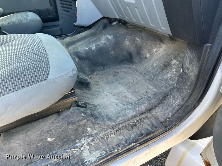 image for item DW4277 2013 Ford F750 Super Duty bucket truck