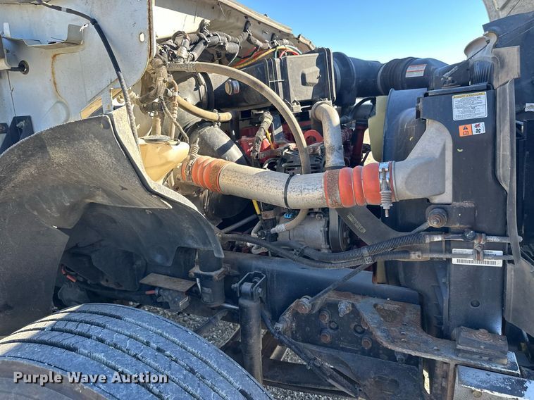 image for item DW4277 2013 Ford F750 Super Duty bucket truck