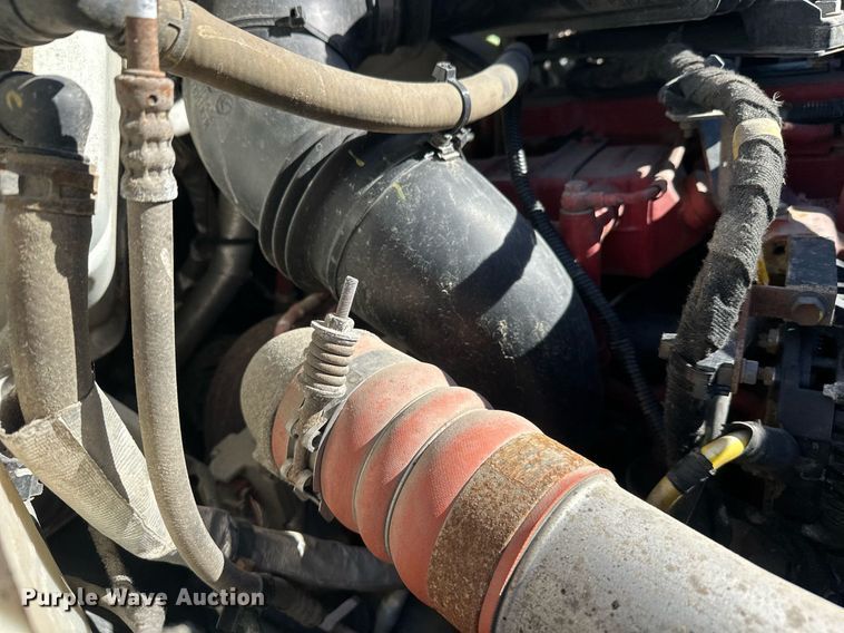 image for item DW4277 2013 Ford F750 Super Duty bucket truck