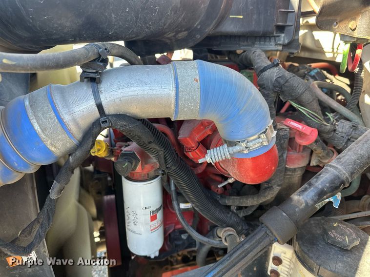 image for item DW4277 2013 Ford F750 Super Duty bucket truck