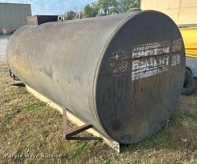 image for item DW4279 Water tank bed