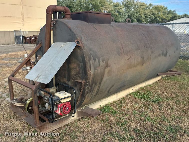 image for item DW4279 Water tank bed