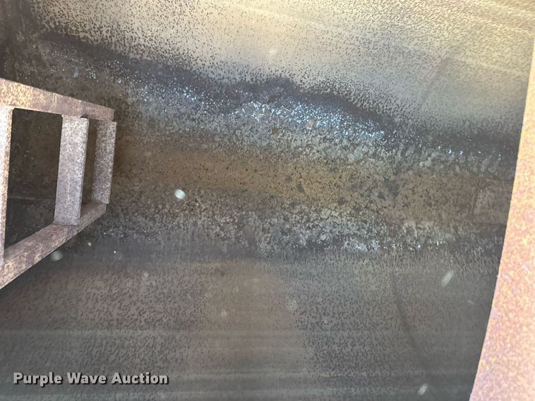 image for item DW4279 Water tank bed