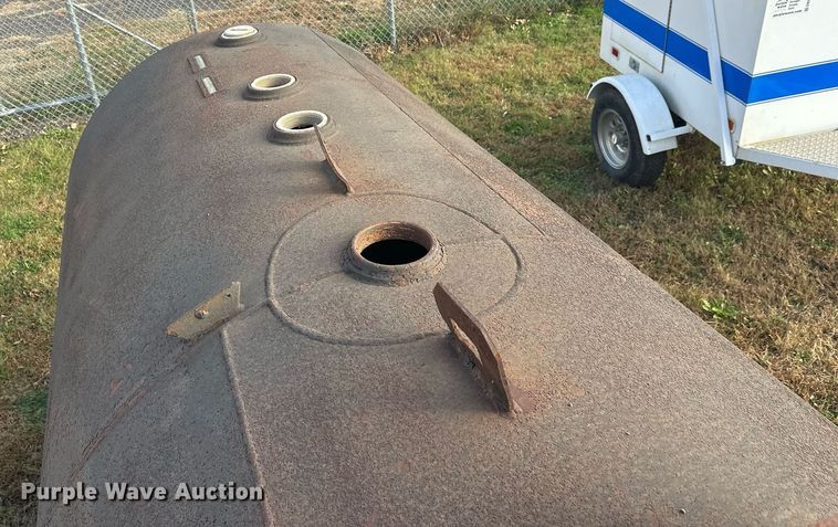 image for item DW4279 Water tank bed