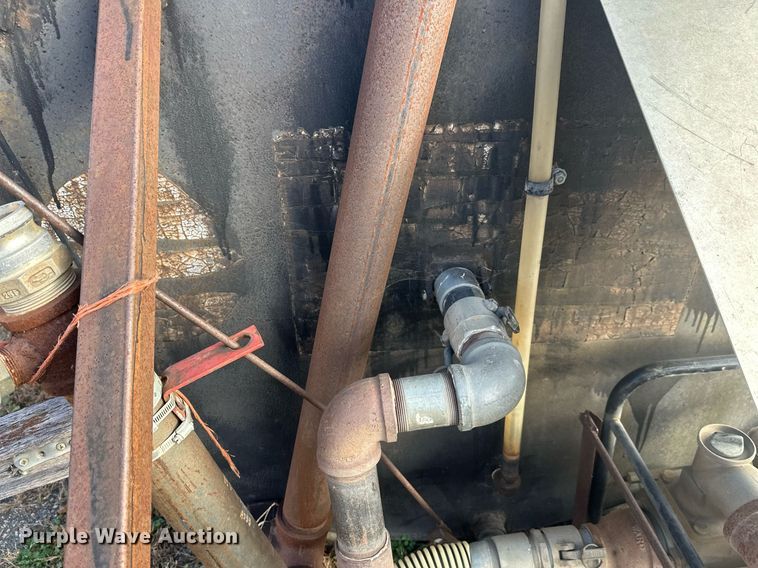 image for item DW4279 Water tank bed