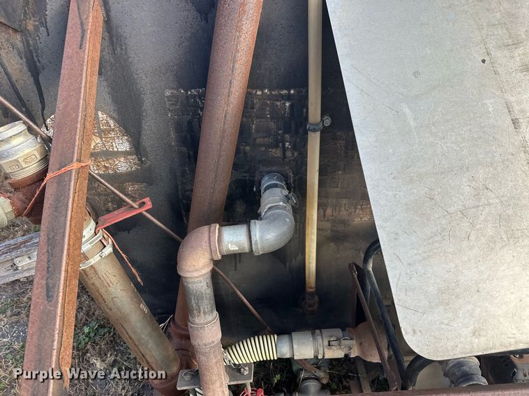 image for item DW4279 Water tank bed