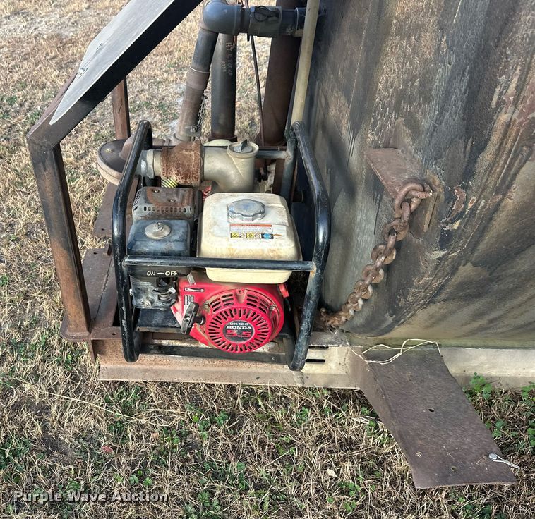 image for item DW4279 Water tank bed