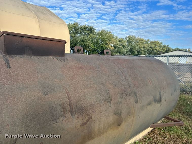 image for item DW4279 Water tank bed