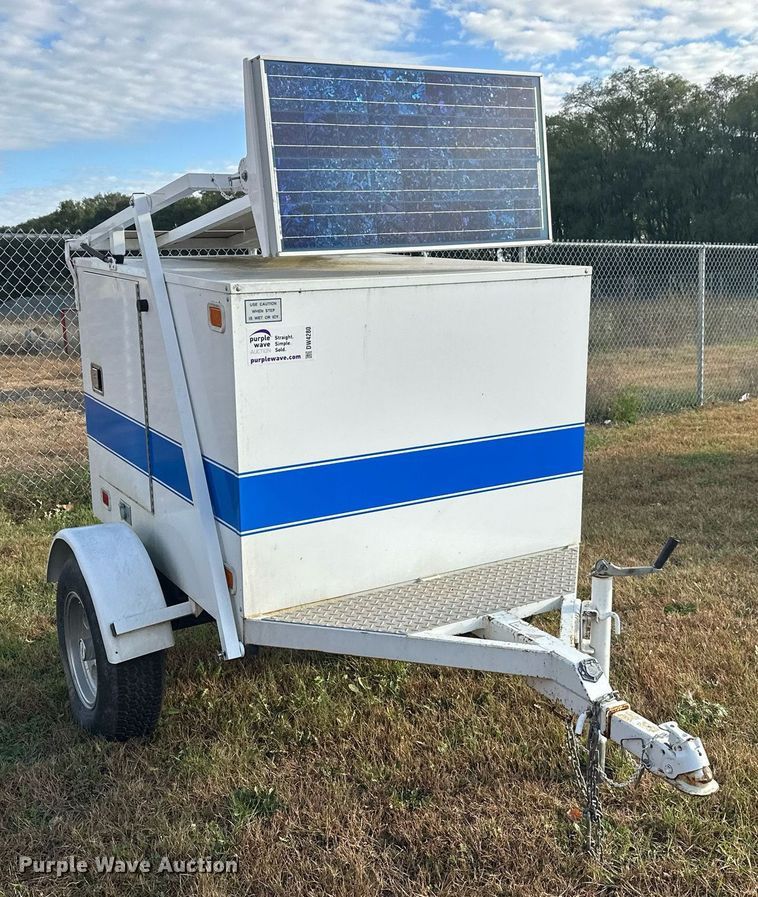 image for item DW4280 2002 Kustom Signals Smart Radar speed sign trailer