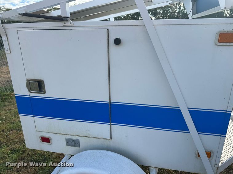 image for item DW4280 2002 Kustom Signals Smart Radar speed sign trailer