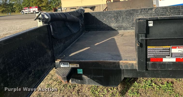 image for item DW4281 2014 Versa Dump dump trailer