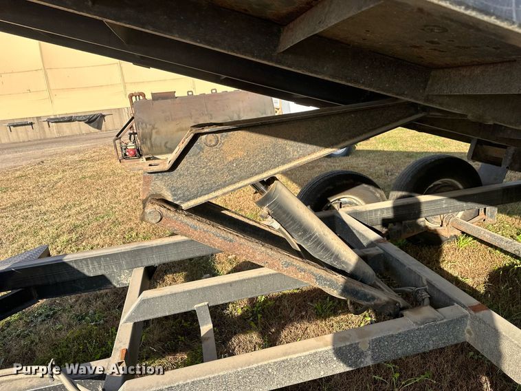 image for item DW4281 2014 Versa Dump dump trailer