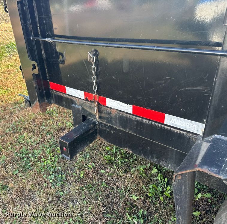 image for item DW4281 2014 Versa Dump dump trailer