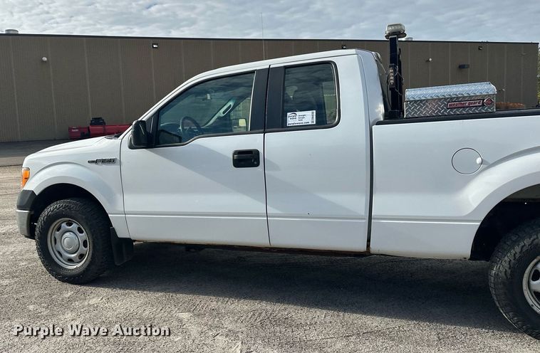 image for item DW4282 2013 Ford F150 SuperCab pickup truck