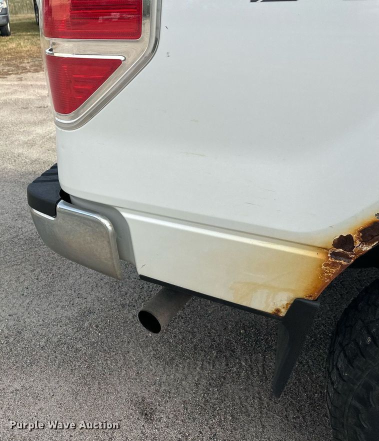 image for item DW4282 2013 Ford F150 SuperCab pickup truck