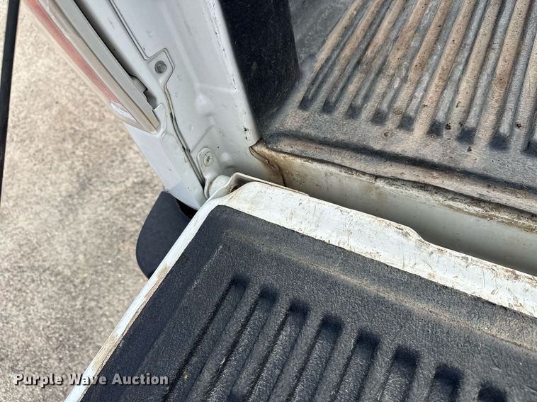 image for item DW4282 2013 Ford F150 SuperCab pickup truck