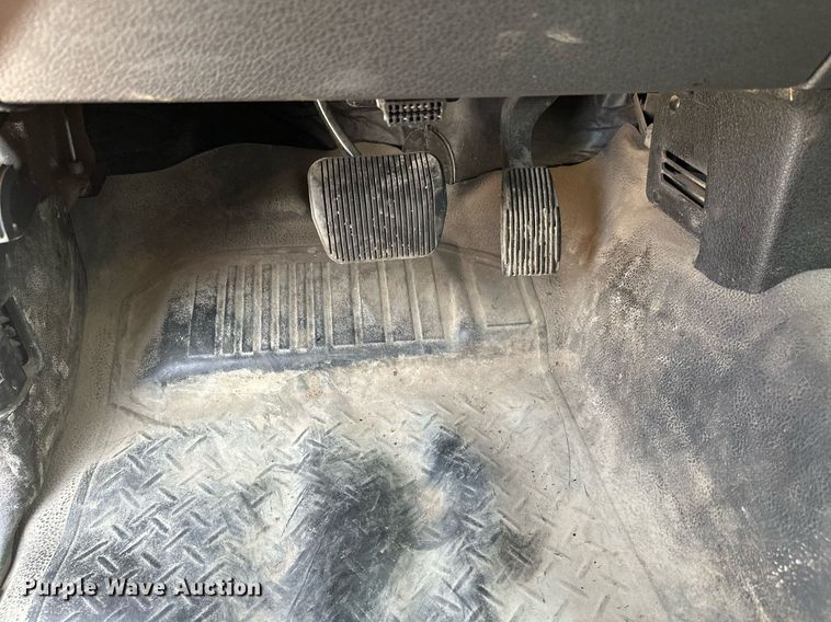 image for item DW4282 2013 Ford F150 SuperCab pickup truck