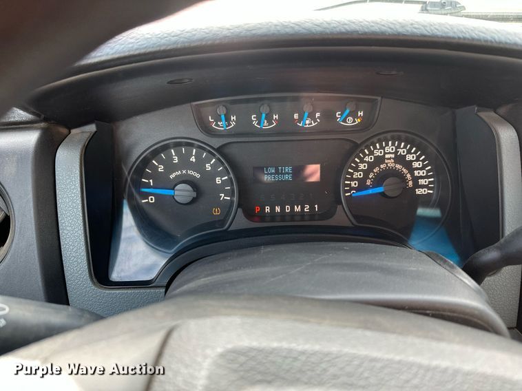 image for item DW4282 2013 Ford F150 SuperCab pickup truck