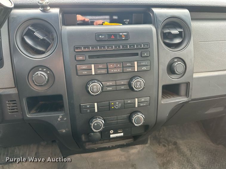 image for item DW4282 2013 Ford F150 SuperCab pickup truck