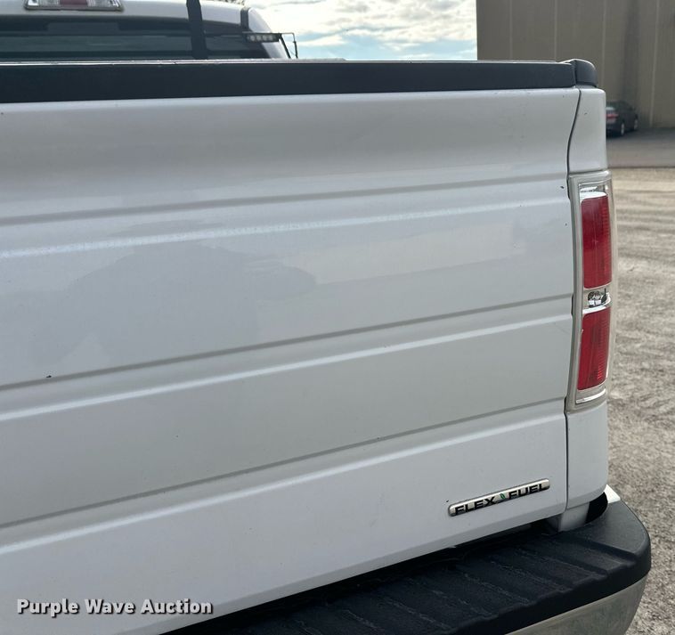 image for item DW4283 2013 Ford F150 SuperCab pickup truck