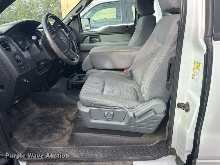 image for item DW4283 2013 Ford F150 SuperCab pickup truck