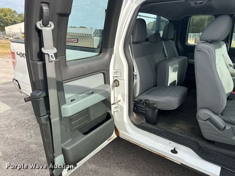 image for item DW4283 2013 Ford F150 SuperCab pickup truck