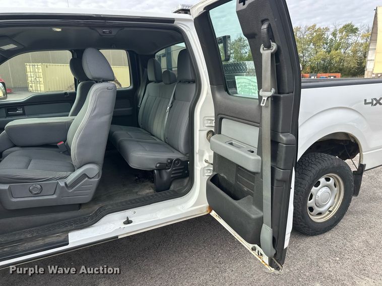 image for item DW4283 2013 Ford F150 SuperCab pickup truck