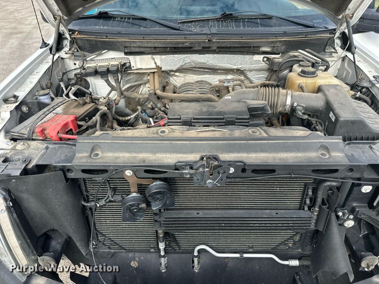 image for item DW4283 2013 Ford F150 SuperCab pickup truck