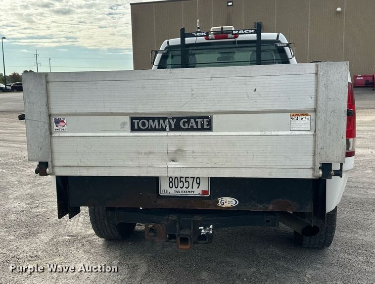 image for item DW4284 2013 GMC Sierra 3500HD pickup truck