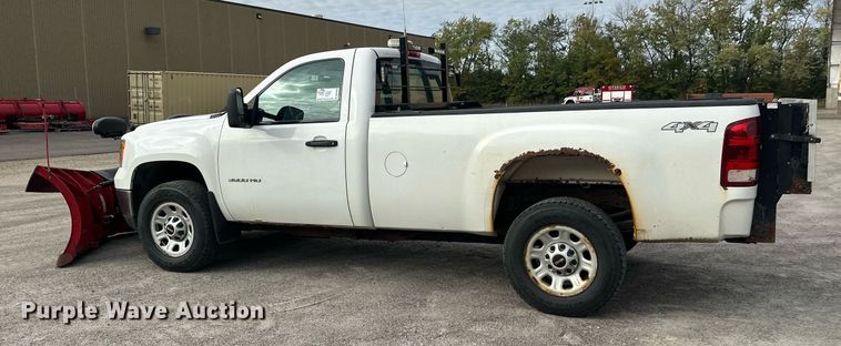 image for item DW4284 2013 GMC Sierra 3500HD pickup truck