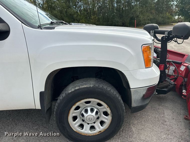 image for item DW4284 2013 GMC Sierra 3500HD pickup truck