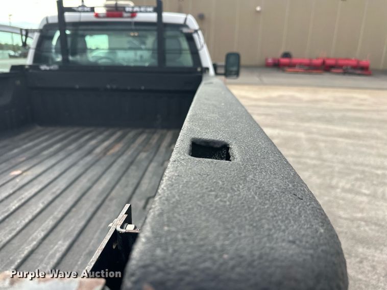 image for item DW4284 2013 GMC Sierra 3500HD pickup truck