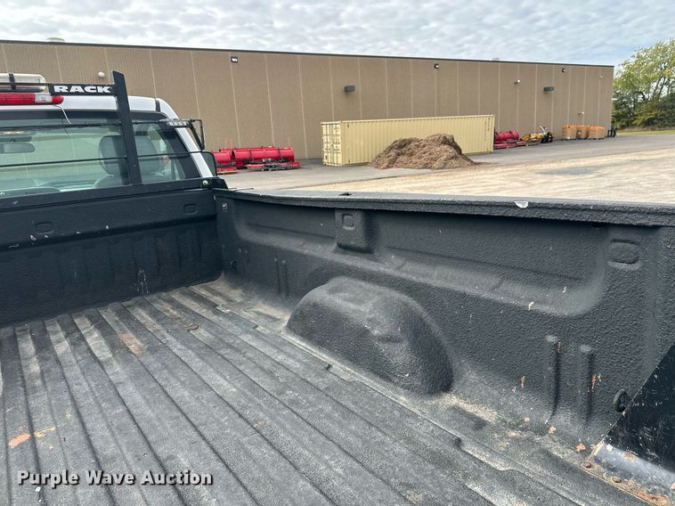 image for item DW4284 2013 GMC Sierra 3500HD pickup truck