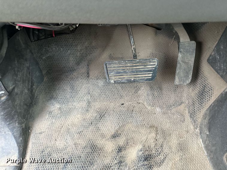 image for item DW4284 2013 GMC Sierra 3500HD pickup truck