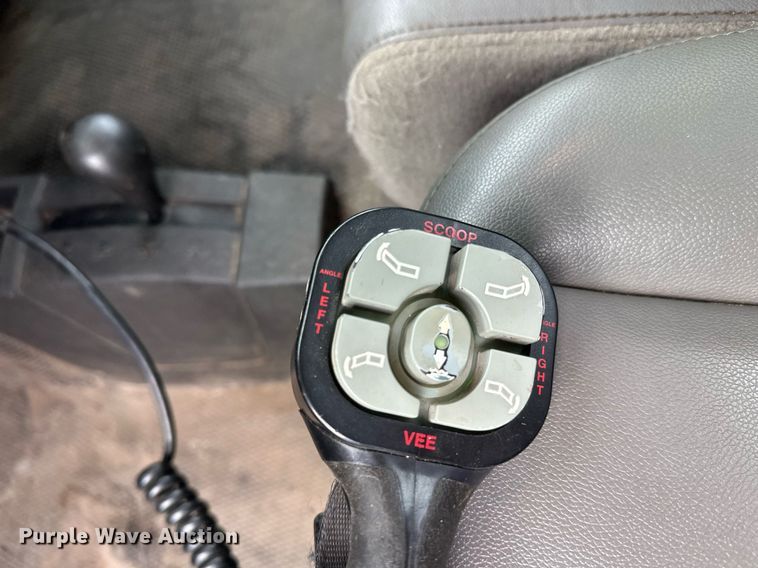 image for item DW4284 2013 GMC Sierra 3500HD pickup truck