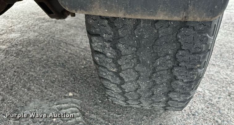 image for item DW4284 2013 GMC Sierra 3500HD pickup truck