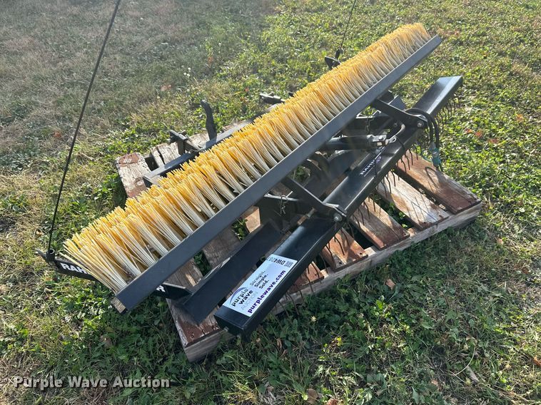 image for item DW4287 Rahn Groomer brush attachment