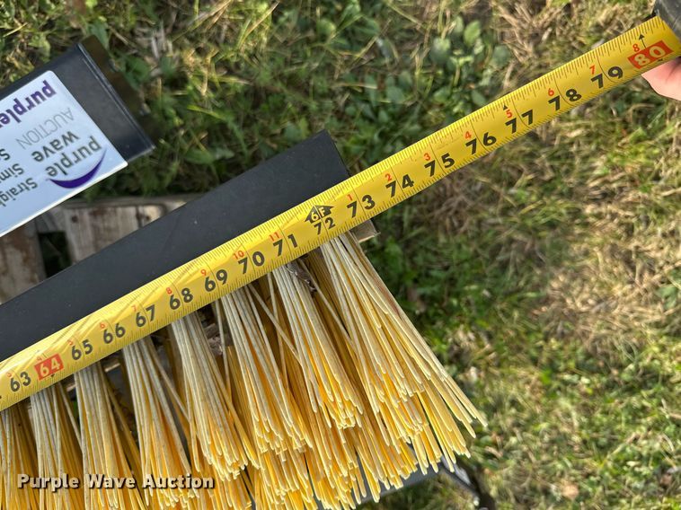 image for item DW4287 Rahn Groomer brush attachment