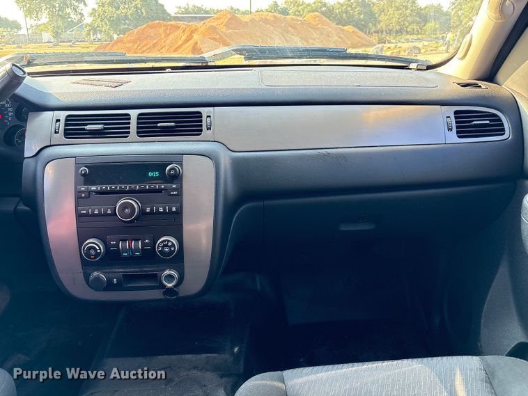 image for item DX5767 2013 Chevrolet Tahoe Police SUV