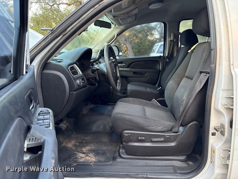 image for item DX5769 2012 Chevrolet Tahoe Police SUV