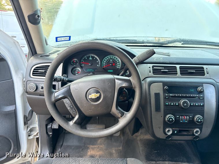 image for item DX5769 2012 Chevrolet Tahoe Police SUV